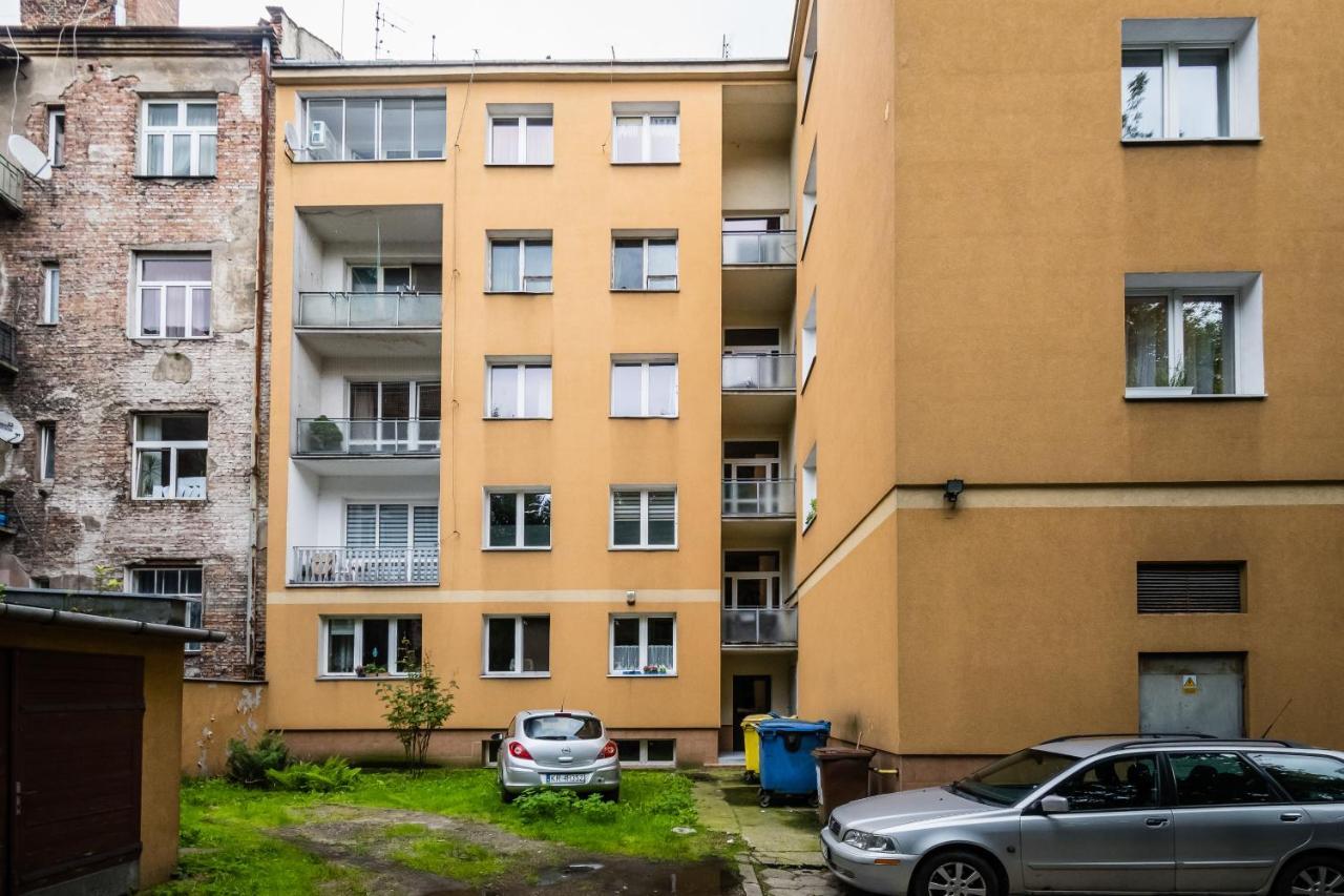 Апартаменты Apartament Debnicki Wawelofts Краков Экстерьер фото